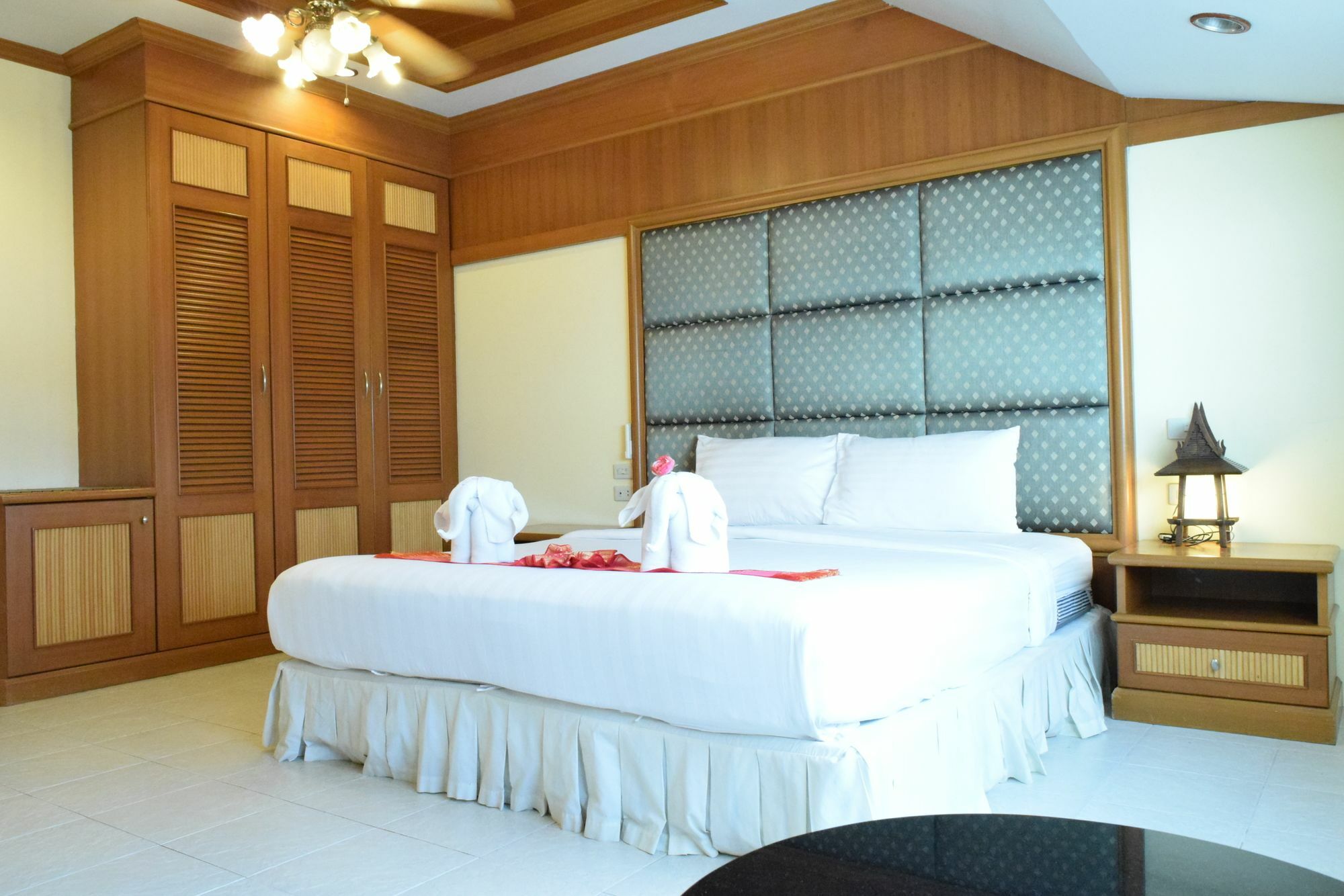 Sea Dream Patong Apartman Kültér fotó