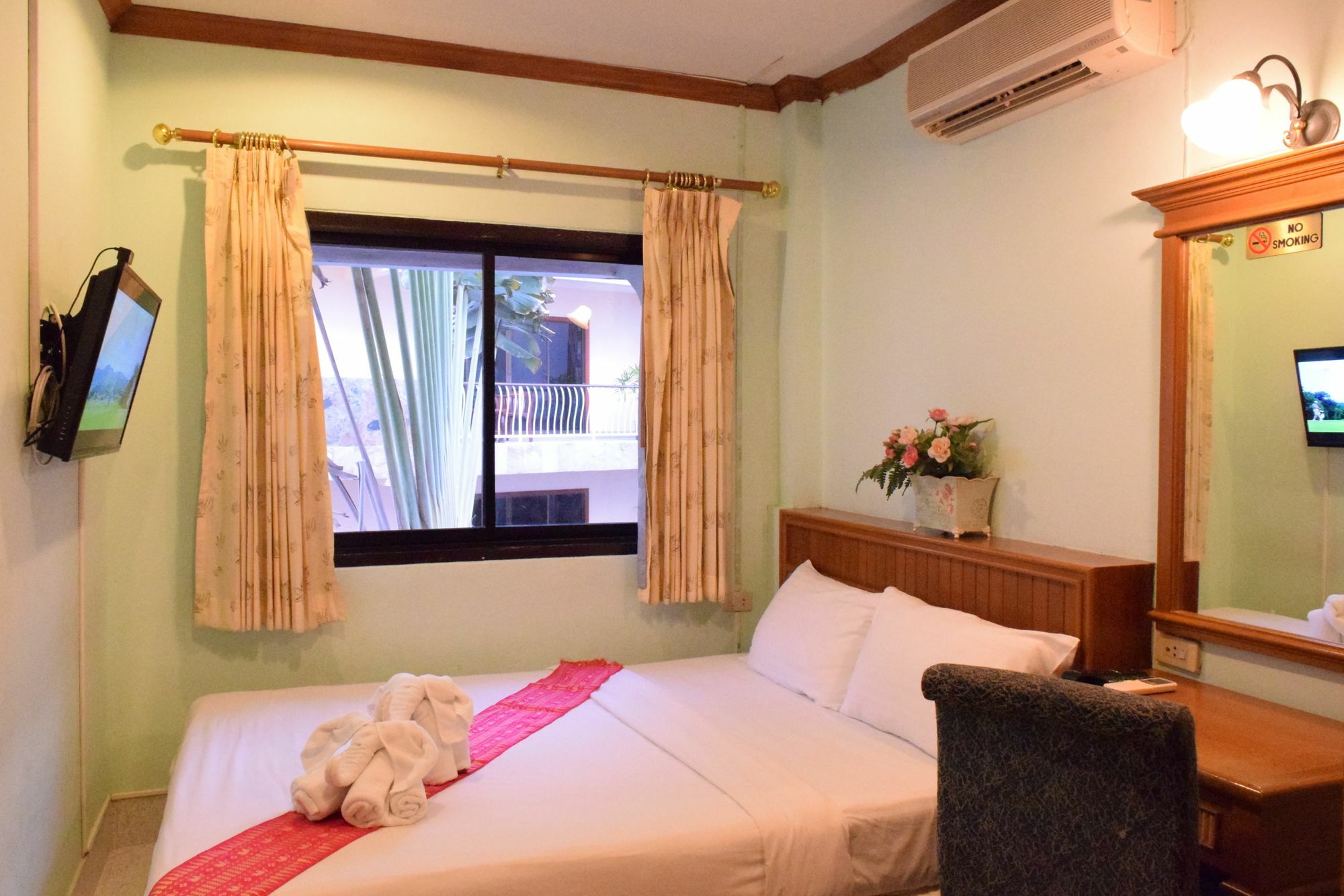 Sea Dream Patong Apartman Kültér fotó