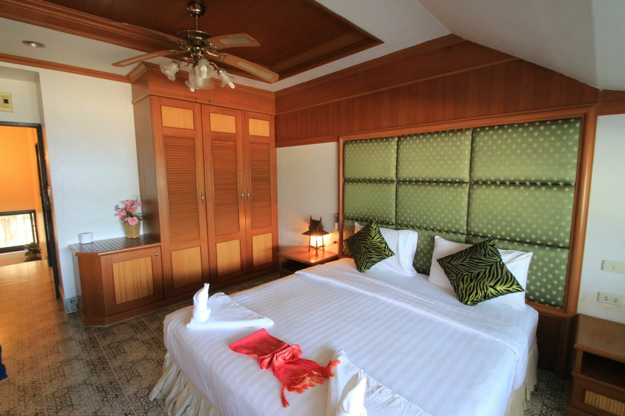Sea Dream Patong Apartman Kültér fotó