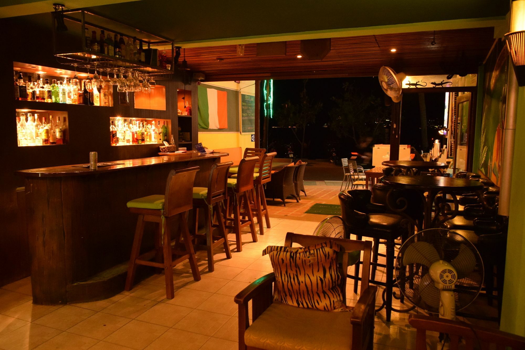 Sea Dream Patong Apartman Kültér fotó